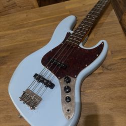 Squire Jazz Bass