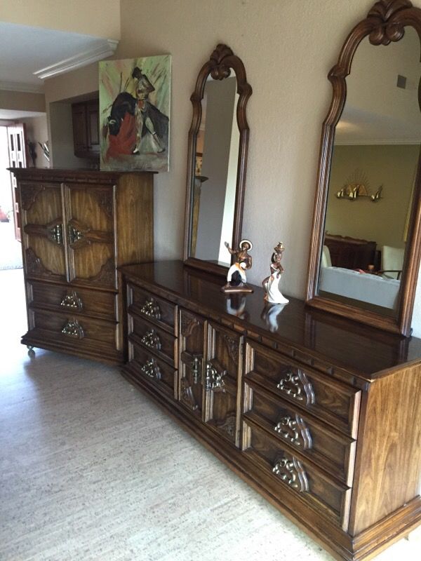 Mid Century Mediterranean Dresser set