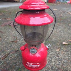 Vintage COLEMAN Lantern 200A Single Mantle 1967 USA
