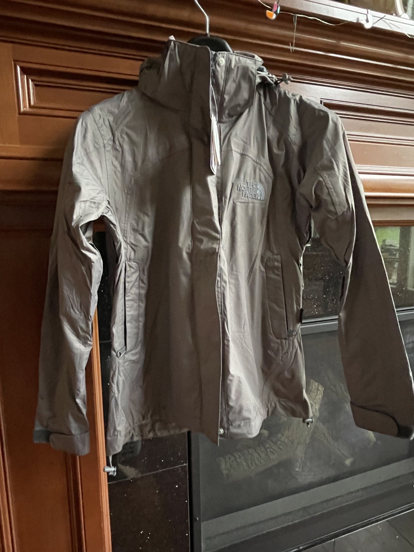 The North Face Hyvent Jacket NWT