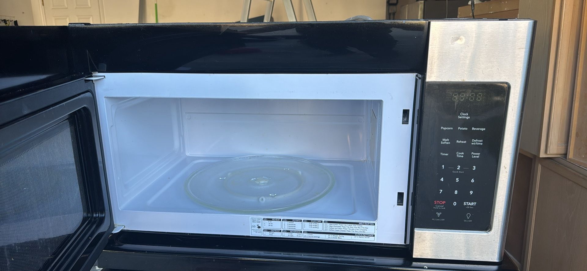 Microwave Under Cabinet