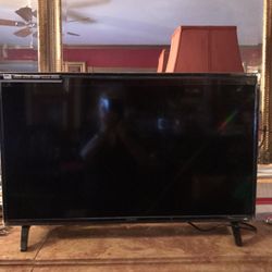 New Tv POLAROID 32 inches Flat Screen Not Smart Tv