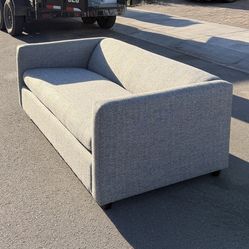 Movie 80 sleeper sofa !