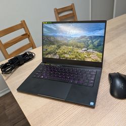 Razer Stealth 13 + mouse + hard sleeve