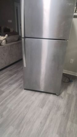 Nice used  refrigerator for sale. Must go. Best offer