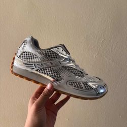 Bottega Veneta Orbit Sneakers 