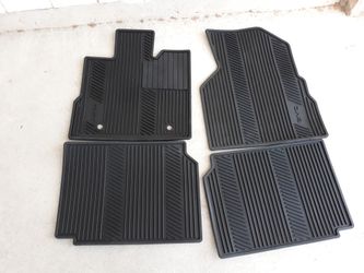 GMC RUBBER FLOOR MATS