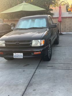 2000 Toyota Tacoma