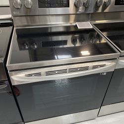 Stainless Steel 6.3 Cu. Ft. Smart WiFi Enabled Fan Convection Electric Range 