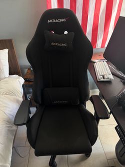 AK RACING gaming chair