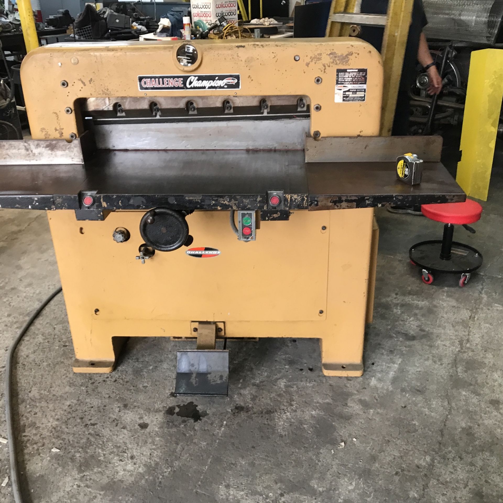 30” X 30” Challenge Champion Paper Cutter