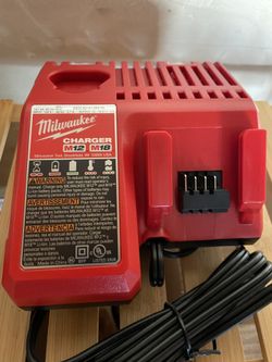 Milwaukee M18 Rapid Charger