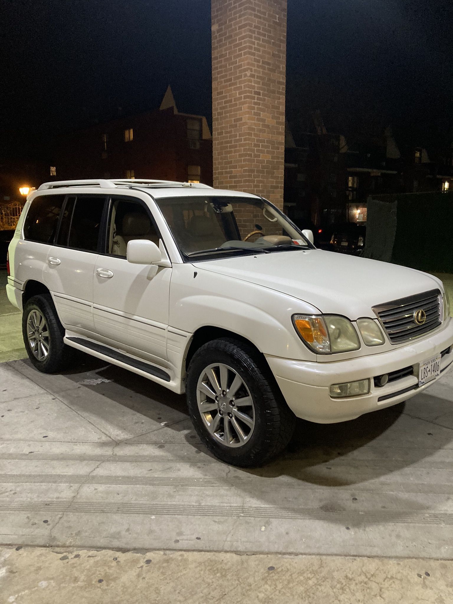 2003 Lexus LX 470