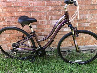 Schwinn voyageur cheap ladies bike