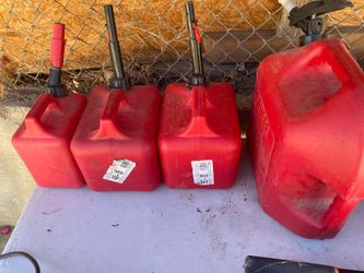 GAS CANS
