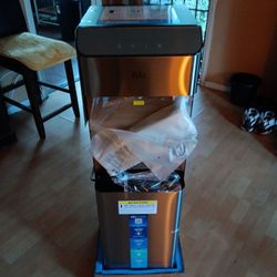 Water Dispenser 