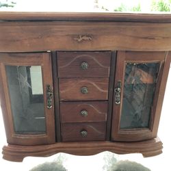 Wooden Jewelry Stand 