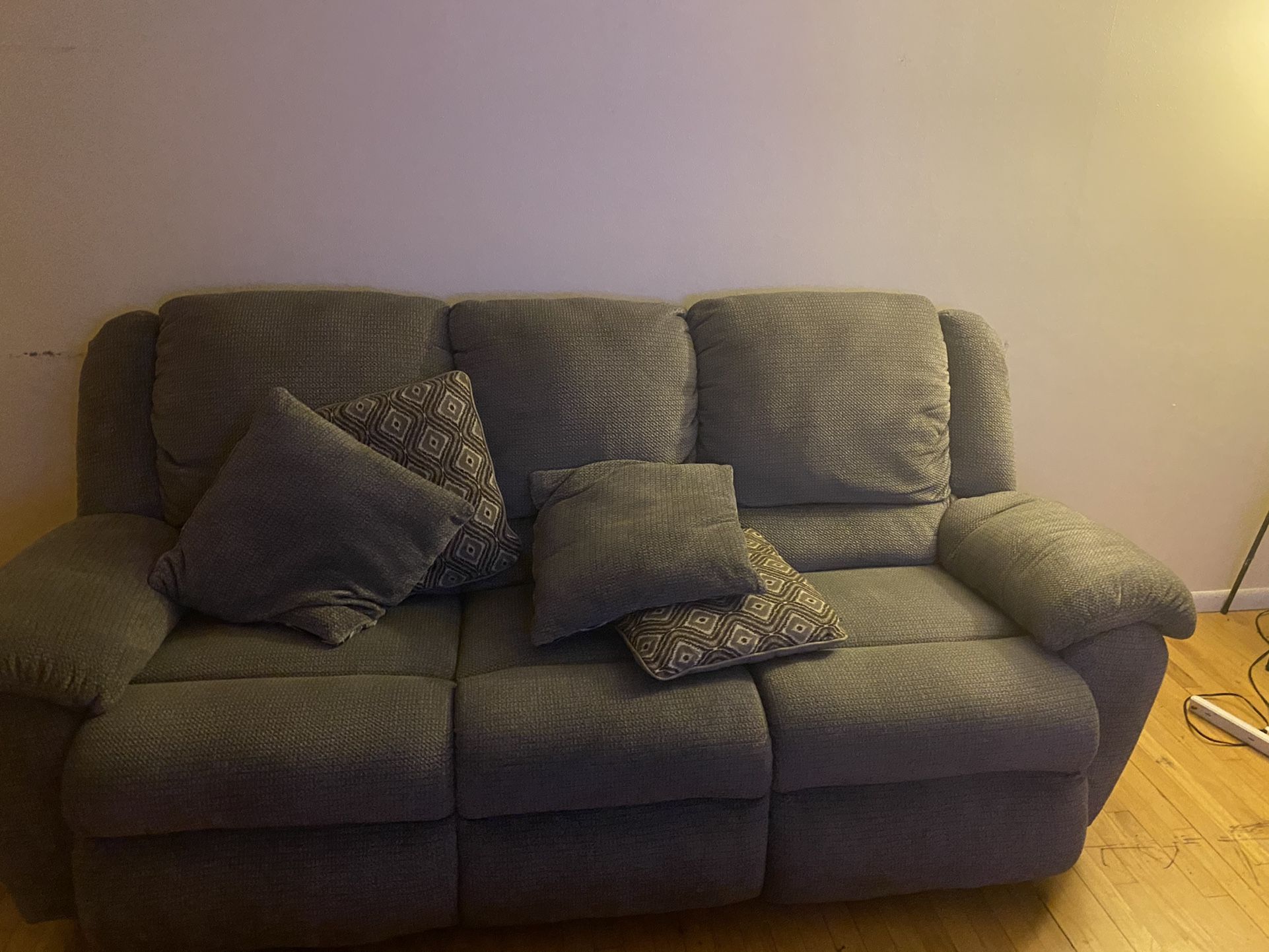 Sofa In Great Condition !!!!