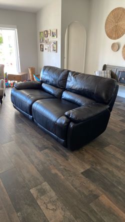 Macy’s Leather Recliner for sale. 2K Brand New