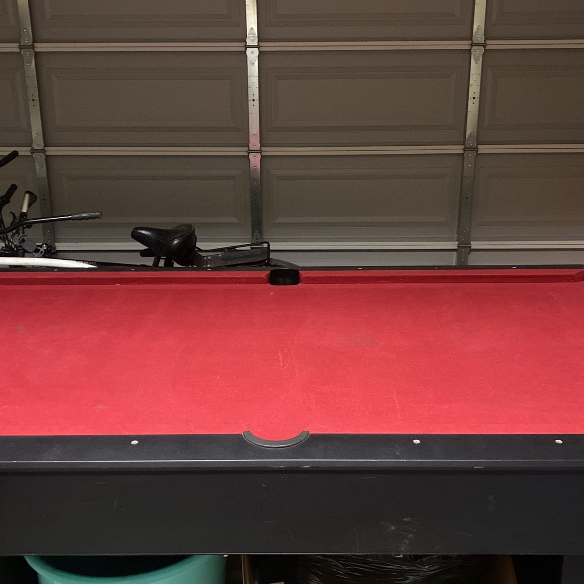 Pool table