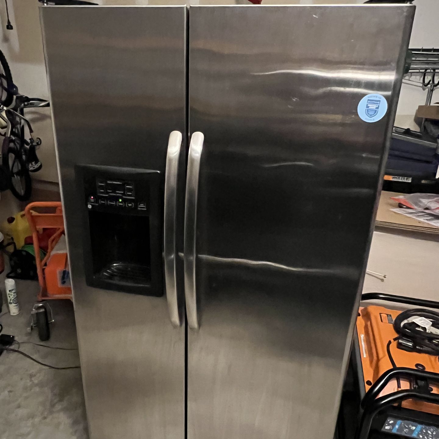 GE Refrigerator