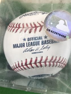 Commemorative baseball