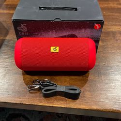 Who is ready for Christmas!? I Got The Right Gift Professional IPX6 Waterproof Speaker