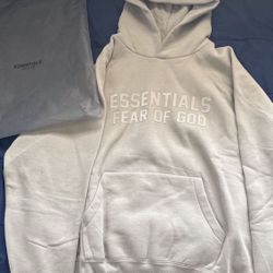 ESSENTIALS HOODIE