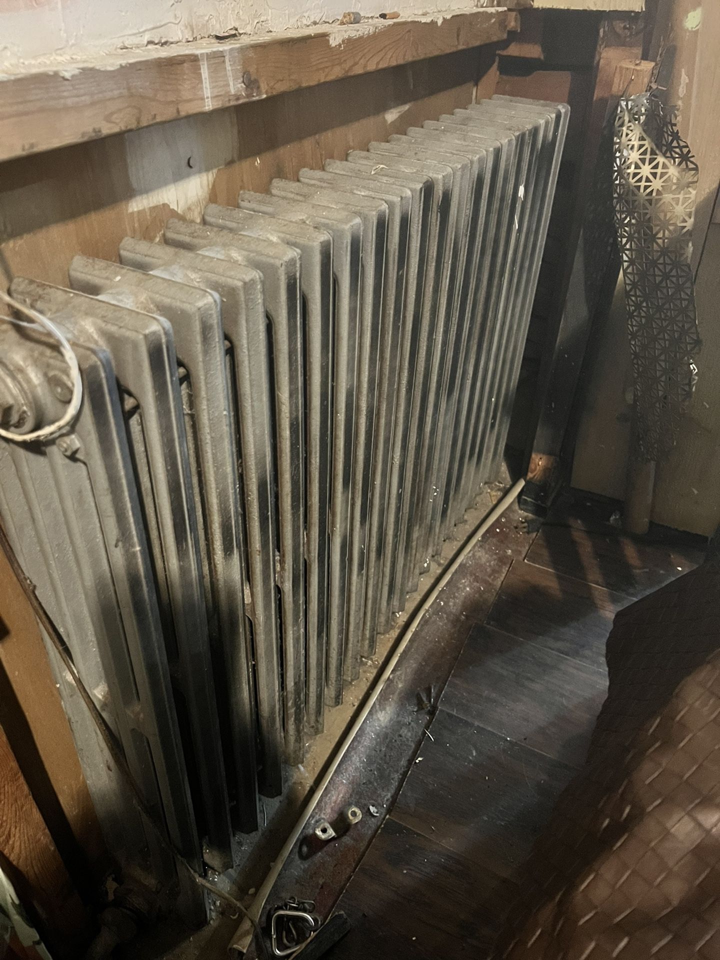 Cast Iron Hit Water Radiators 