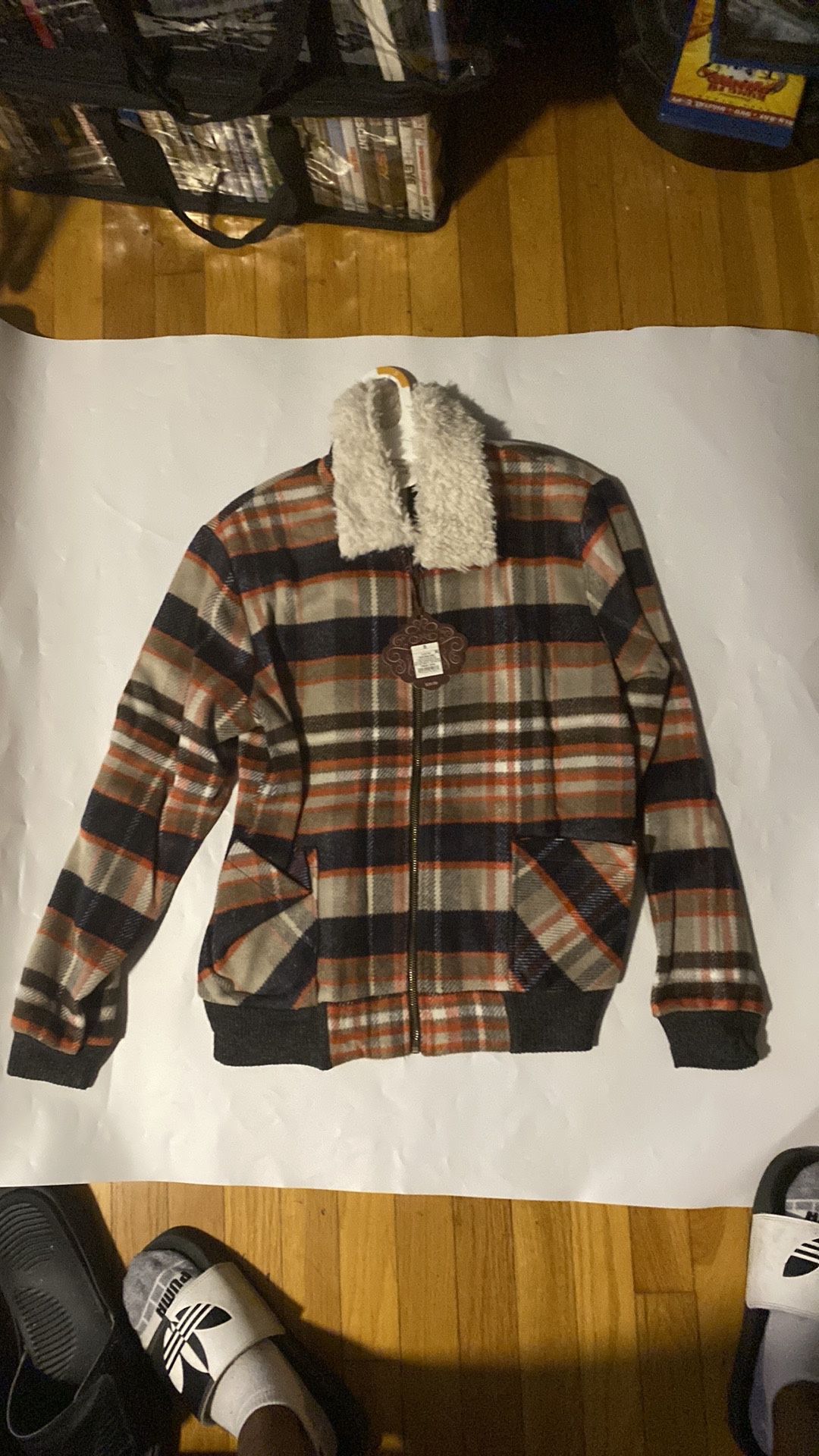 Women’s Zip Front Jacket With Sherpa Collar Size s