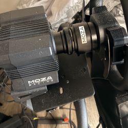 Moza R5 DD racing Simulator Full Set With Cockpit 