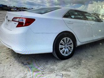 PARTS FOR Toyota Camry  12-14 Doors Trunk