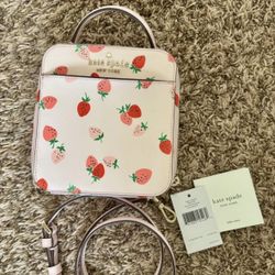 Kate Spade Strawberry Fields Vanity Crossbody