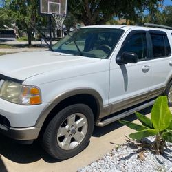 2003 Ford Explorer