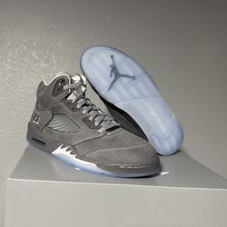 Jordan 5 Wold Grey Size 11, 9, & 4.5Y 