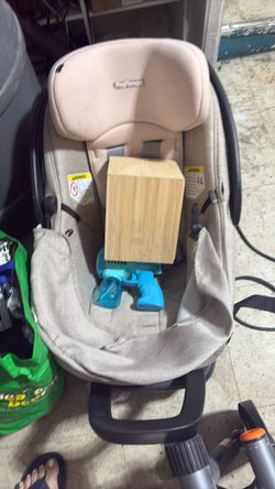 Baby  car seat  free