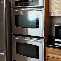 GE Profile Double Oven - Excellent Condition 
