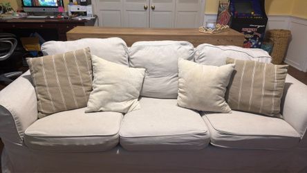 Couch/Sofa