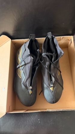 Predator Nasty 2.0 Football Cleats