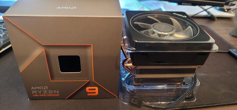 AMD Wraith Prism RGB Cooler (Ryzen 7) (7900)