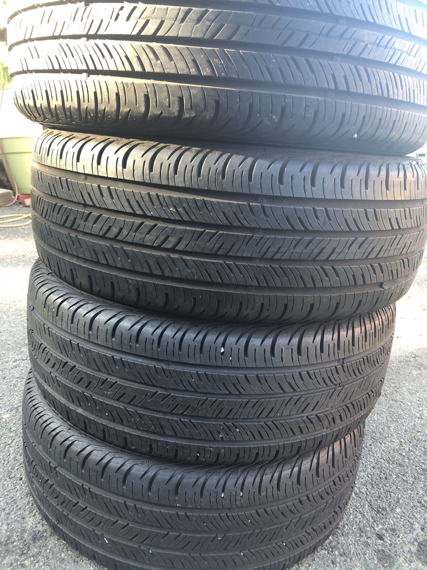 Set 4 usted tire 205/55R16 Continental three used tire have patch set 4 used tire $130 4 llantas usadas 205/55R16 Continental 3 tienen parche por las