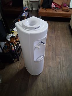 Water dispenser