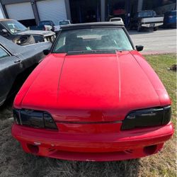 1990 Ford Mustang