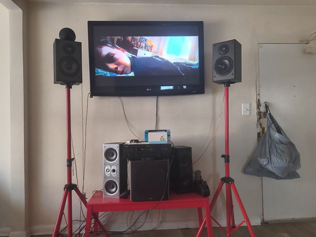 Home Entertainment System w/50 Inch TV also comes with Nintendo switch and charging dock..Great sound..Stands Included.. Universal remote