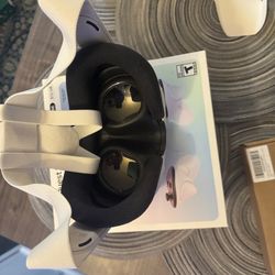 Meta quest 3 512gb with extras. X52 hotas
