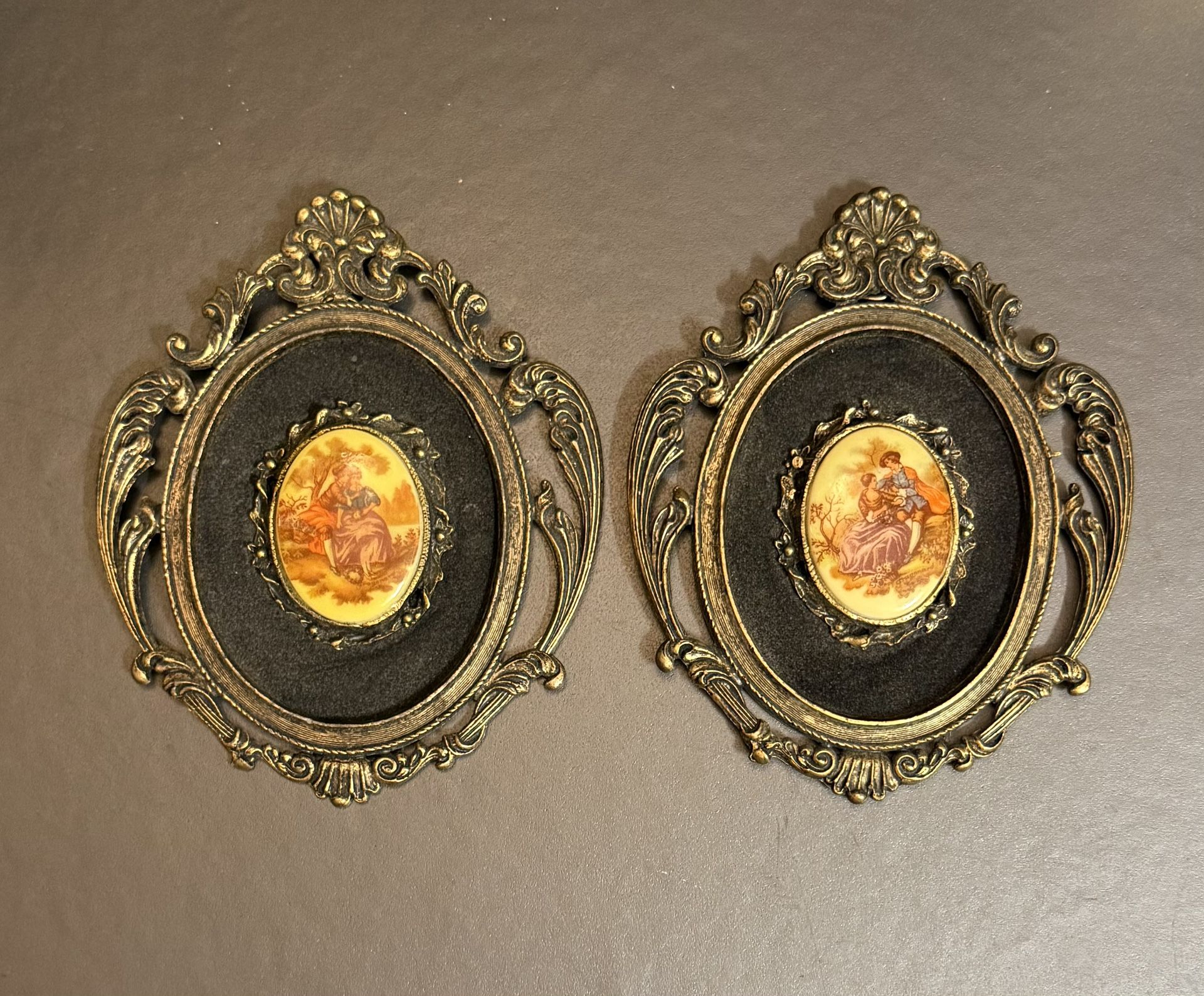 Set Of 2 Antique 40s Victorian Cameo Mini Picture & Frame 24 kt. Gold Plated