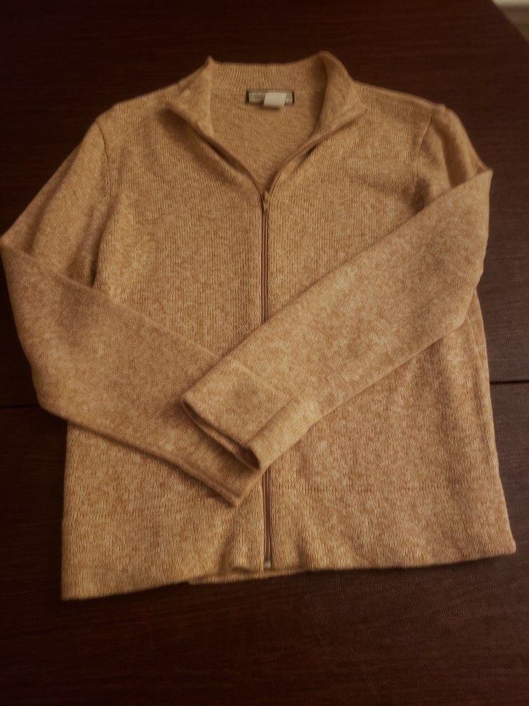 Brand NEW Zippered Sweater