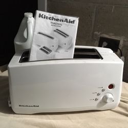 KITCHENAID Family size toaster,  used, bagels ok