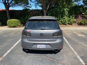 2010 Volkswagen Golf GTI