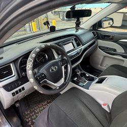 2015 Toyota Highlander